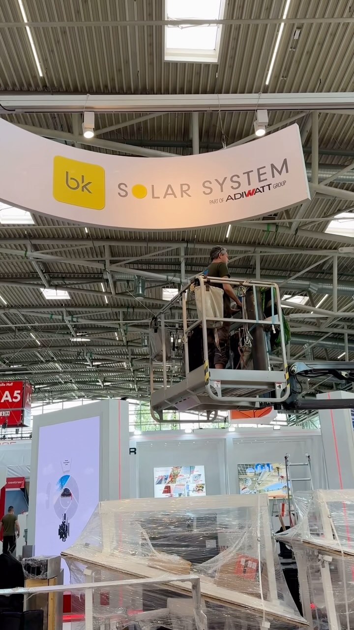 About this morning @messe_muenchen …
#tradefair #messe #messebau #solar #zukunft #pvsolution #pvsystem #solarpowerplant #pvmontagesysteme #mountingsystems #module #solarsystems #solarenergy #solarpower #sunpower #photovoltaik #iroc #freiflächenphotovoltaik #pvunterkonstruktion #solarunterkonstruktion #kundenservice #handwerk #gewerbe #industrie #innovation #energie #grüneenergie #energiewende #bksolarezukunft #bksolarsystem