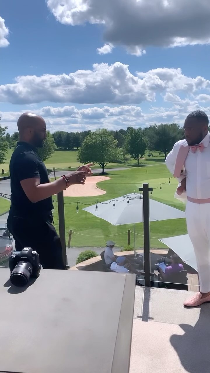 They showed up to the venue ready like it was Game 7 #iamkdotphotography