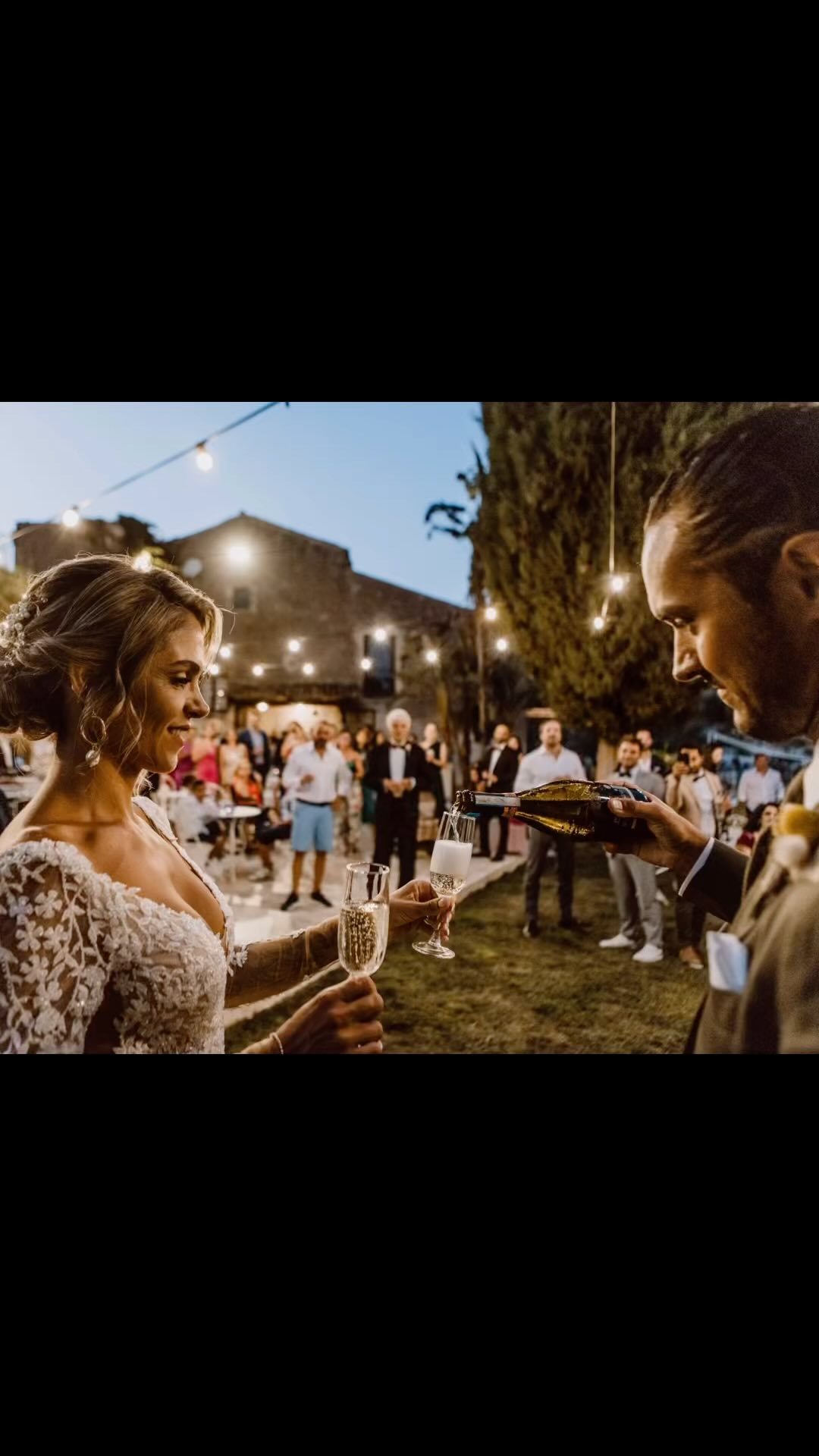 Emozionale partystimmung….
#partytime #wedding #weddingparty #weddingitaly #weddingsicily #weddingsicilychic #weddingsicilyluxuryevents #weddingplanning #weddingplanner #loveyourself #siciliagram #sicilianwedding #siracusa #siracuse #weddingphotographer #weddingphotgraphersicily #videography #dress #poolpartys