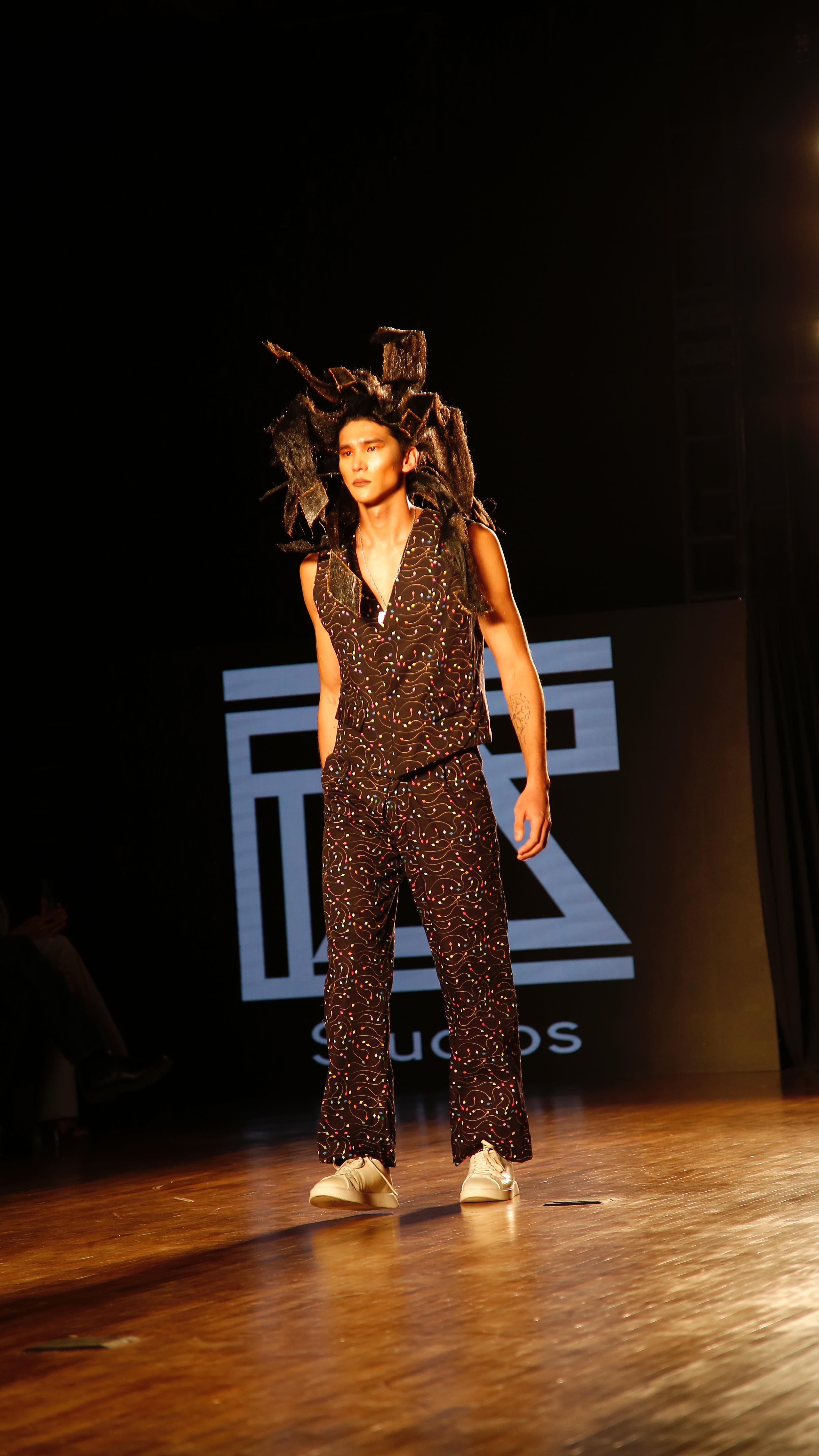 Making Of - @spfw 55
Verão 24
Vídeo @alexlyrio 🪁
Trilha @markimofficial 🪁