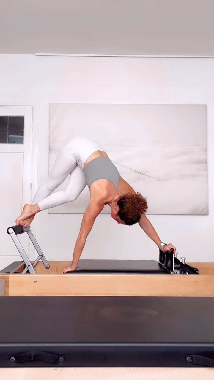 Center. Flow. Control. Concentration. Breath. Precision.
#pilates #pilatesamsterdam #pilatesstudio #pilatesreformer #privatepilates #pilateslovers