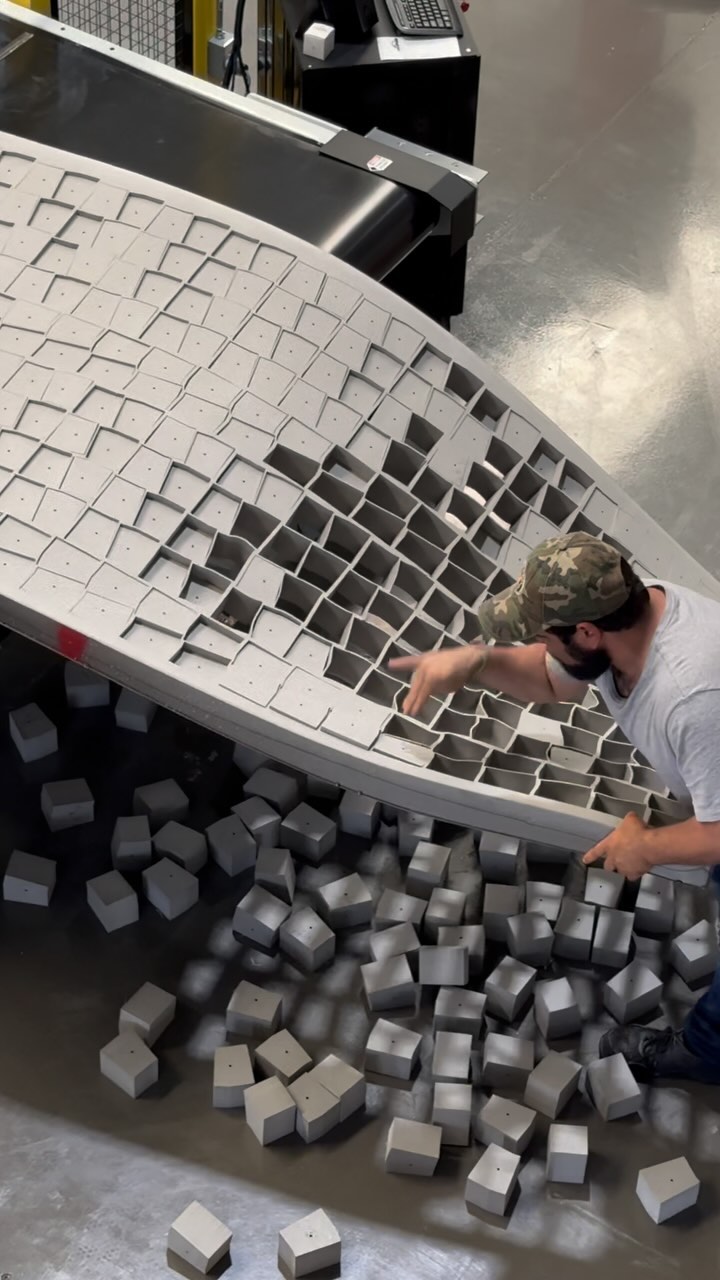 3” Crosslink Waterjet Cutting ⚙️ 💦
.
.
.
.
.
#wardjet #waterjet #waterjetcutting #fabrication #cnc #waterjetcut #manufacturing #metalwork #steel #design #metal #marble #madeinmexico #laser #fabricator #semyx #aluminum #stainlesssteel #metalcutting #omax #kmtwaterjet #metals #gold #lasercutting #lasercut #coppe #steel #preciousmetals #plasma #hypertherm