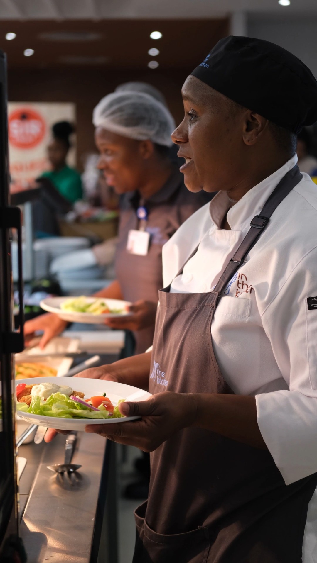 At ITK, we love serving you and we love serving you with a smile. 🤩
With the delicious aromas of our lunch being cooked on your premises, you’re bound to be smiling too once you taste our delightful meals! 🥰
Contact us to find out more about our onsite catering solutions: 012 007 0177📞
#onsitecatering #cateringsolutions #contractcatering #goodfoodfunfood #heartymeals #weloveservingyou #yoursinservice