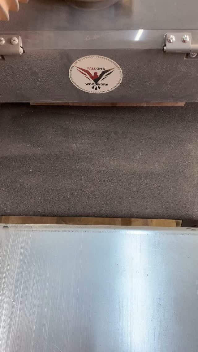 #endgrain #endgraincuttingboard #darkwalnut #butcherblock #beautifulwoodworking #bespoke #local #saultstemarie #supportlocalsaultstemarie #supportontariomade #supportcanadamade #ontariomade #canadamade #algoma #algomamade #chefstalk #chefstable #homedecor #kitchendesign #unique #falconswoodwork