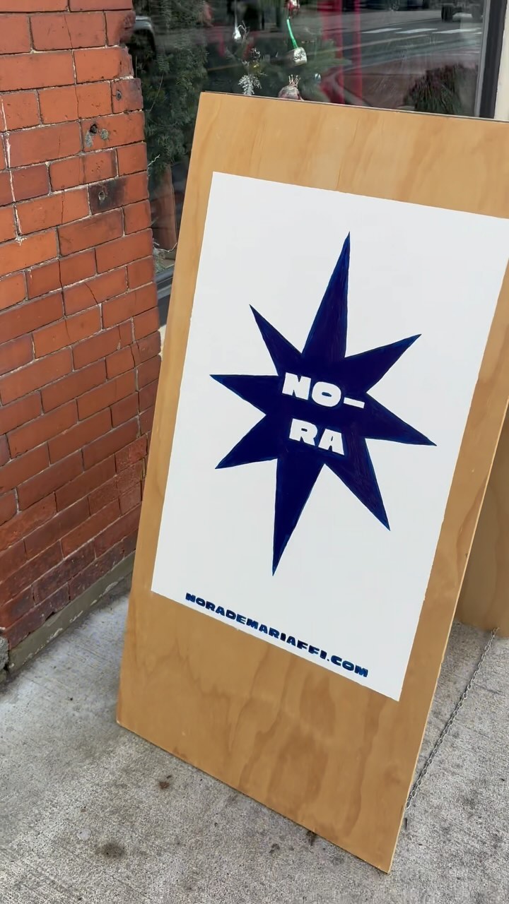 Opening day!!!
Snacks by @theboywiththemuddertattoo
Bread by @doughboydyl
Cake by @passion_flakie
Haircuts by @planetkali
Clothing by me !