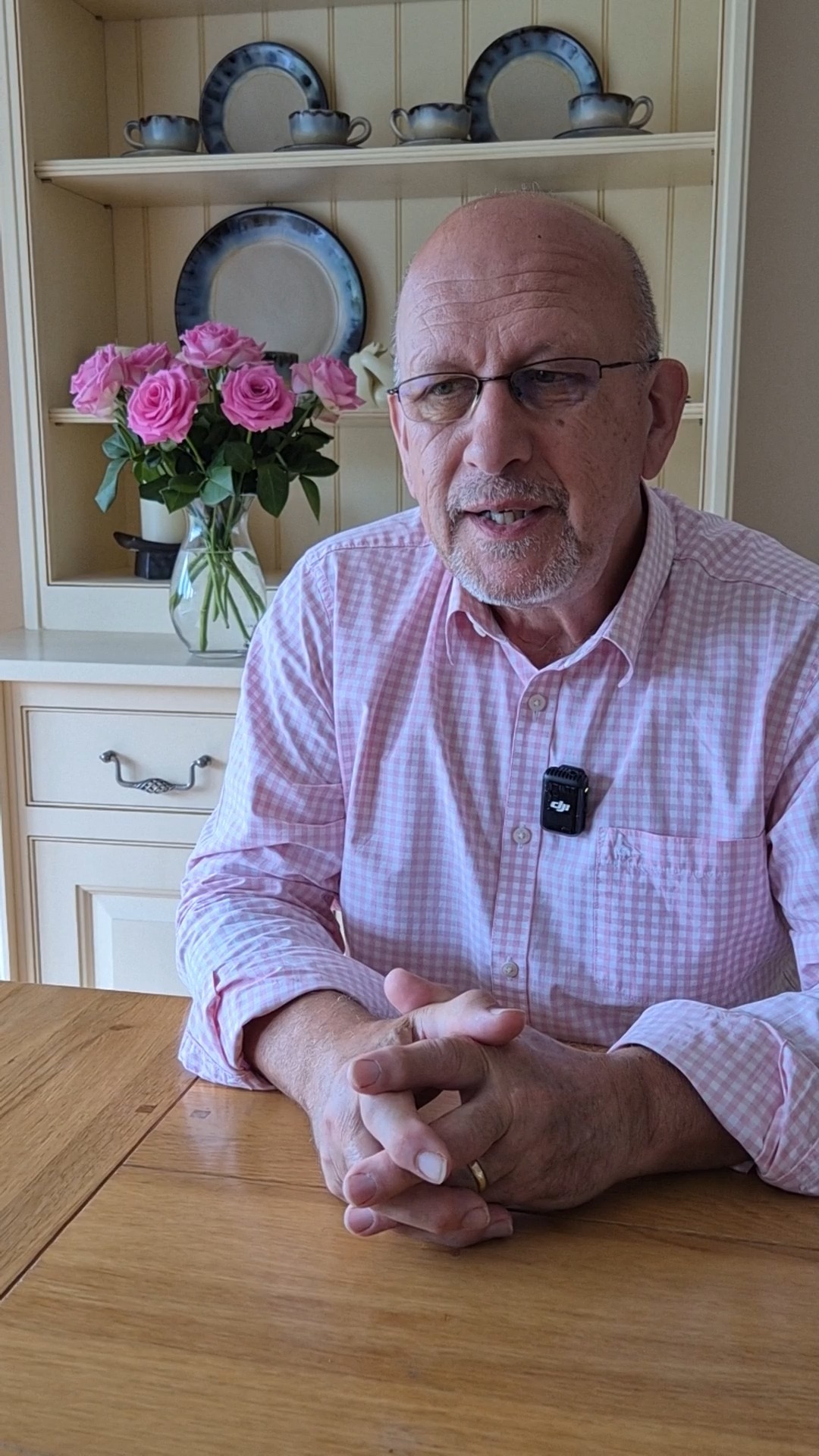 Ian talks about working with Ben Mears at the Dream Loft on brand design
#WeddingGoals #LuxuryRide #ArrivingInStyle #GoldenClassicCars #SayIDoInStyle #ReserveNow