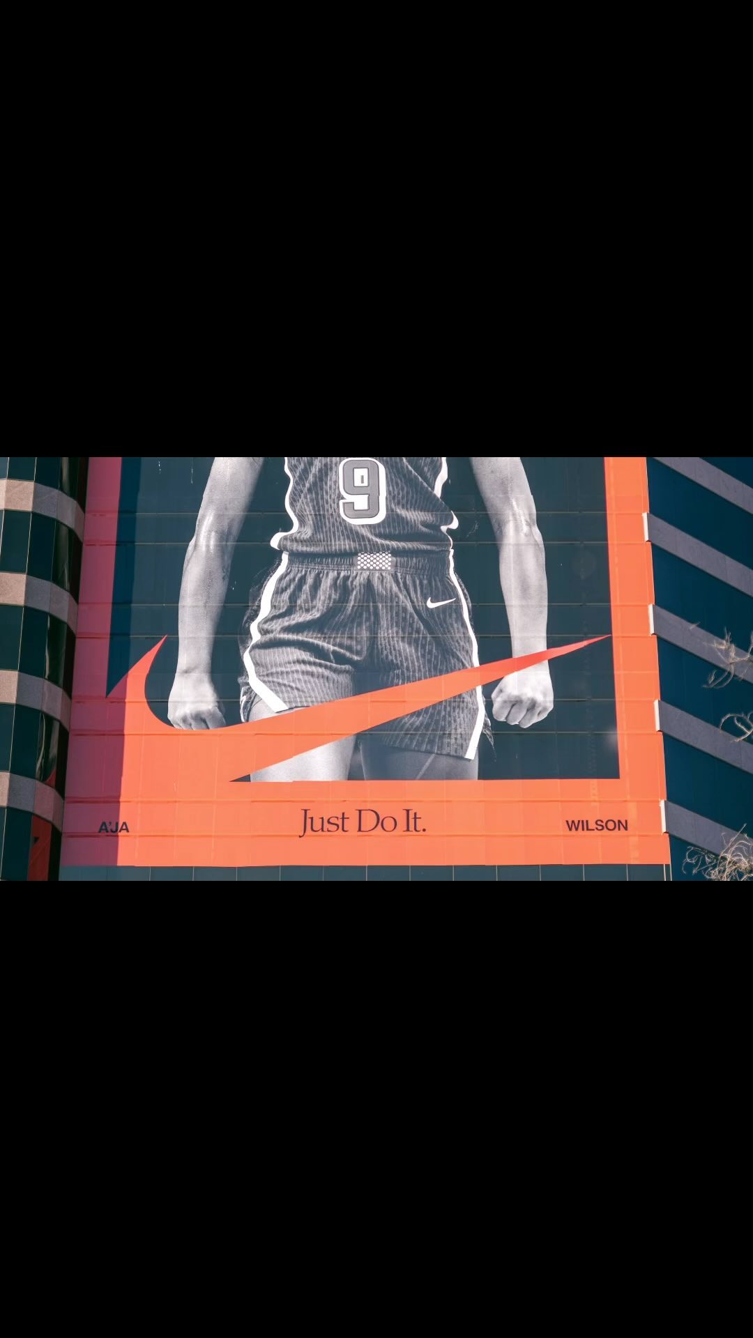 LeClair Calihan Advertising is so excited to have teamed up with Billups and Nike to bring a stunning 20-story wallscape of the incredible A’ja Wilson to life for the WNBA All-Star Game in Phoenix!
A huge shoutout to Blue Media for their exceptional work on the installation – it looks absolutely phenomenal!
Love that our hometown is hosting such a cool event as the WNBA’s popularity is sky rocketing! Go downtown and check it out!
#WNBAAllStar #AjaWilson #LeClairCalihanAdvertising #Nike #BlueMedia #Phoenix #ArizonaCenter