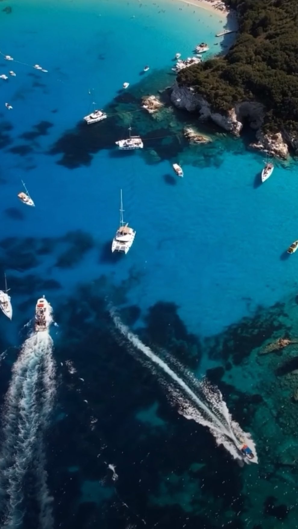 At Greek Global Consulting, we specialize in providing a comprehensive suite of services tailored to meet the needs of individuals seeking to navigate the complexities of the Greek bureaucracy. Whether you’re applying for Greek citizenship, renewing your passport, or require expert translations and apostille certifications, our team is here to guide you through every step of the process! Book your complimentary consultation today! 🩵 #greece #greekpassport #greeks #greekcitizenship #ellada #schengenvisa #schengenpassport #europe