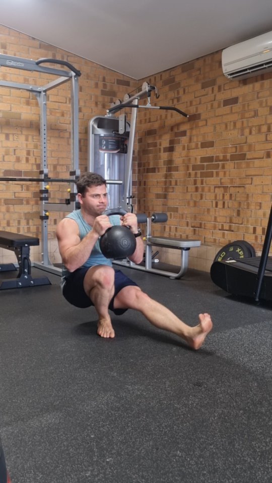 Its taken me over 6 months of pistol squating 2-3 days a week to even feel comfortable with this movement. 3/4 of that time to even feel stable with a 24kg and up until only recently anything over that weight and I felt like my right glute would tear off my hip. Both legs still feel like a completely differemt movement compared to each other, but here we are months later and a 40kg feels smoother then the 16kg ever did.
Time and patience.
#pistolsquats #kettlebelltraining #cnstrength #emergencyservicestraining #strongfirst