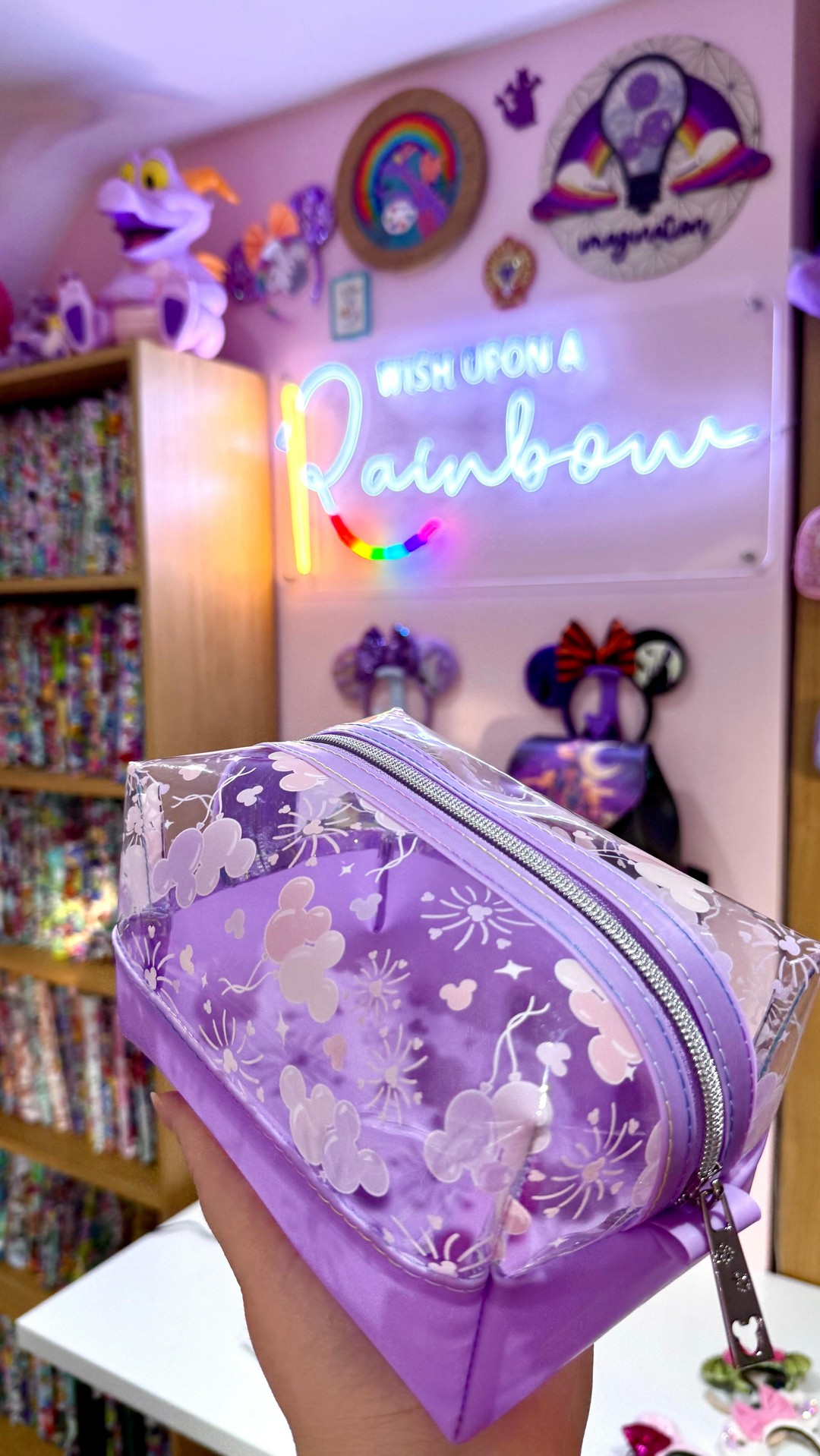 “Not every week has to be mega-productive—sometimes it’s about celebrating the small wins. Today I made this cute clear pouch as a reminder to take care of yourself and enjoy the process. Ending the week with creativity and a mental health walk, because you deserve every little win.
#ClearPouch #SmallWins #MakerLife #CreativeJourney #SelfCare #smallbuisnessfails