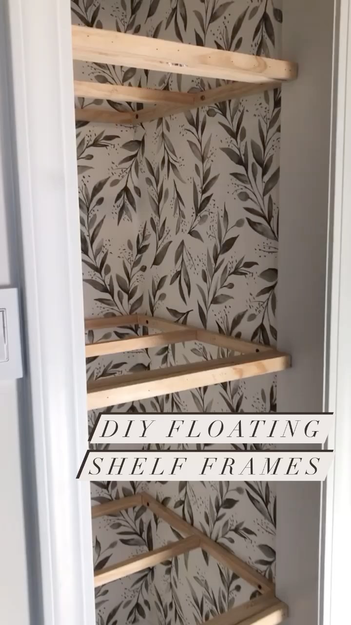 Playing around with Reels 😋…Btw, I need to catch you guys up on our bathroom renovation, I’ve been putting it off for so long because I’ve just been so busy. So, I apologize for leaving you all hanging 🤪
.
.
.
#floatingshelves #diyhomedecor #diy #diyshelves #linencloset #interiorstyle #magnoliahome #wallpaper #beforeandafter #interiorreels #woodshelves #diyprojects #diyideas #interiordesign #homestorage #homerenovation #homemakeover #beforeandafter #homebeforeandafter