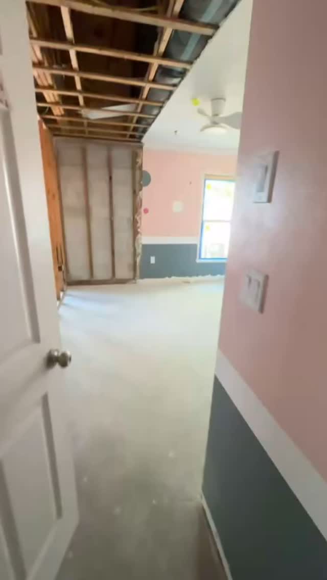 Before & after from a Hurricane Milton recovery — a tree came through the roof and left two bedrooms and a laundry room soaked. We handled it all: insulation, drywall, flooring, trim, and paint. From disaster to done ✅ #StormDamageRestoration #HurricaneMilton #fullserviceconstruction