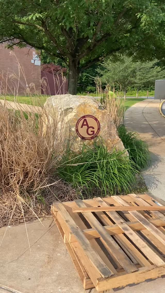 Fresh new look for the future Avon Grove Administration building, new flowerbed, professional layout, trees trimmed, grading, aeration and over seeding #willspropertymaintenance #wpm #lawncare #treeservice #lawnmaintenance #avongrove #avongroveschooldistrict