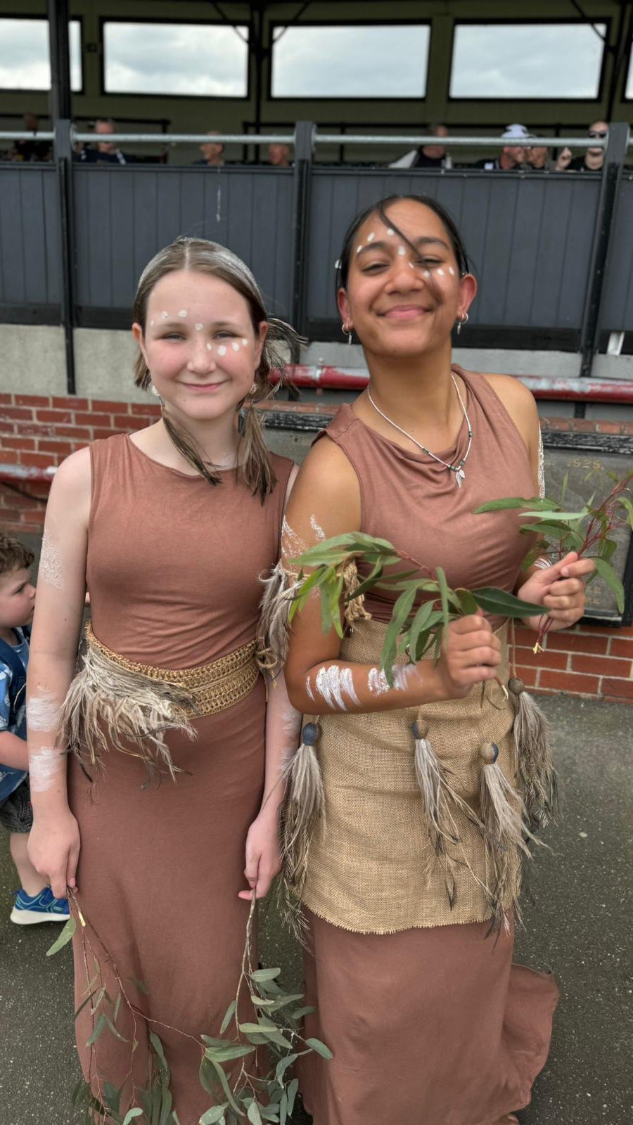 Ngargee dancers Rain Dance at @aflwomens Indigenous Round 🖤✨
@collingwoodaflw v @carltonfc_w
🎶 @kardajala_kirridarra
#ngargeedancegroup #aflw #afl #indigenousround #firstnations #dance