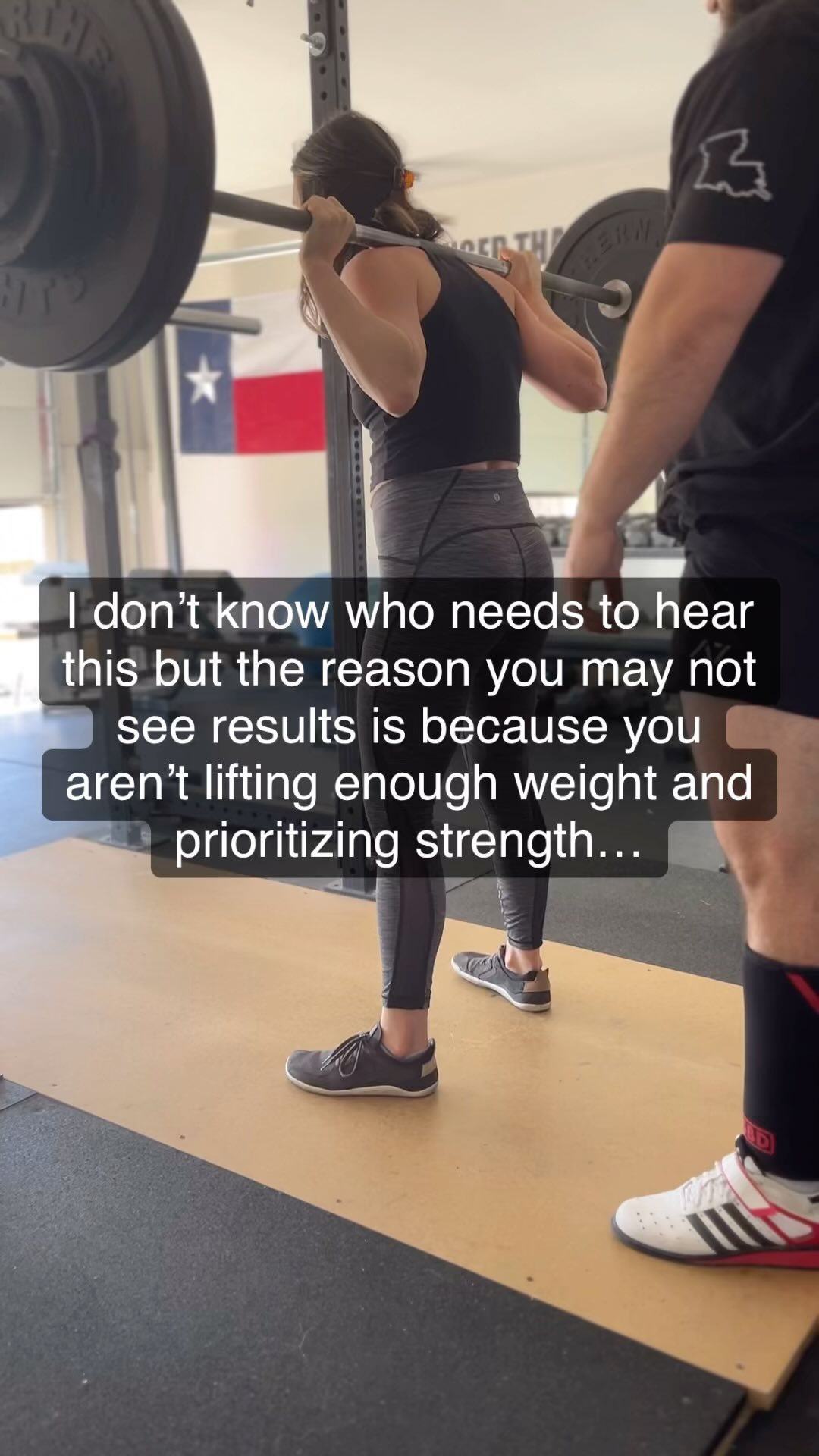 It’s true. Lifting with 8-10lb dumbbells over and over again or JUST dumbbells in general can be why you are not seeing the results you want. This is why I prioritize barbell strength training for myself and the clients I train. With a barbell you can load more weight and progress faster and longer. Using the barbell allows you to train more muscle mass and get the most from those movements 👌🏻
Not sure how to start? Comment BARBELL below ⬇️ and I’ll message you soon so we can chat!!
I offer in person training for clients in Dallas, TX as well as online coaching so women can work with me from anywhere. Let me help you reach your goals in 2024 💪🏻
•
•
•
#momswholift #postpartumfitness
#fitnessmotivation #homeworkouts #womensfitness #getstrong #buildmuscle #dallaspersonaltraining #dallasfitness