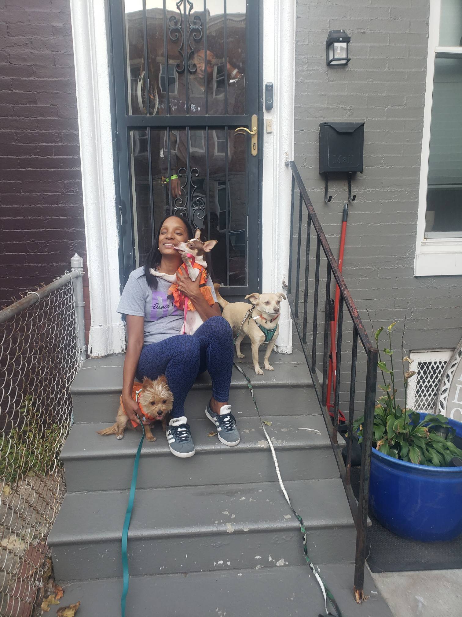 Happy Halloween....👻🎃🎃
#makingdancehappen
#makegroovehappen @dancehappens & Spread the LOVE 💜
#baltimore
#DanceHappensReach
#dance