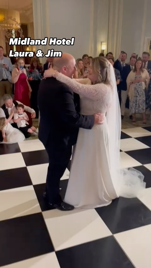 Brilliant night at @themidlandmanchester for @jebbers & @gardener_jim wedding!! 🫶🏻 thank you for having us guys 🙏🏻
#midlandhotel #midlandhotelmanchester #midlandhotelmanchesterwedding #midlandhotelmanchesterweddings #manchester
#