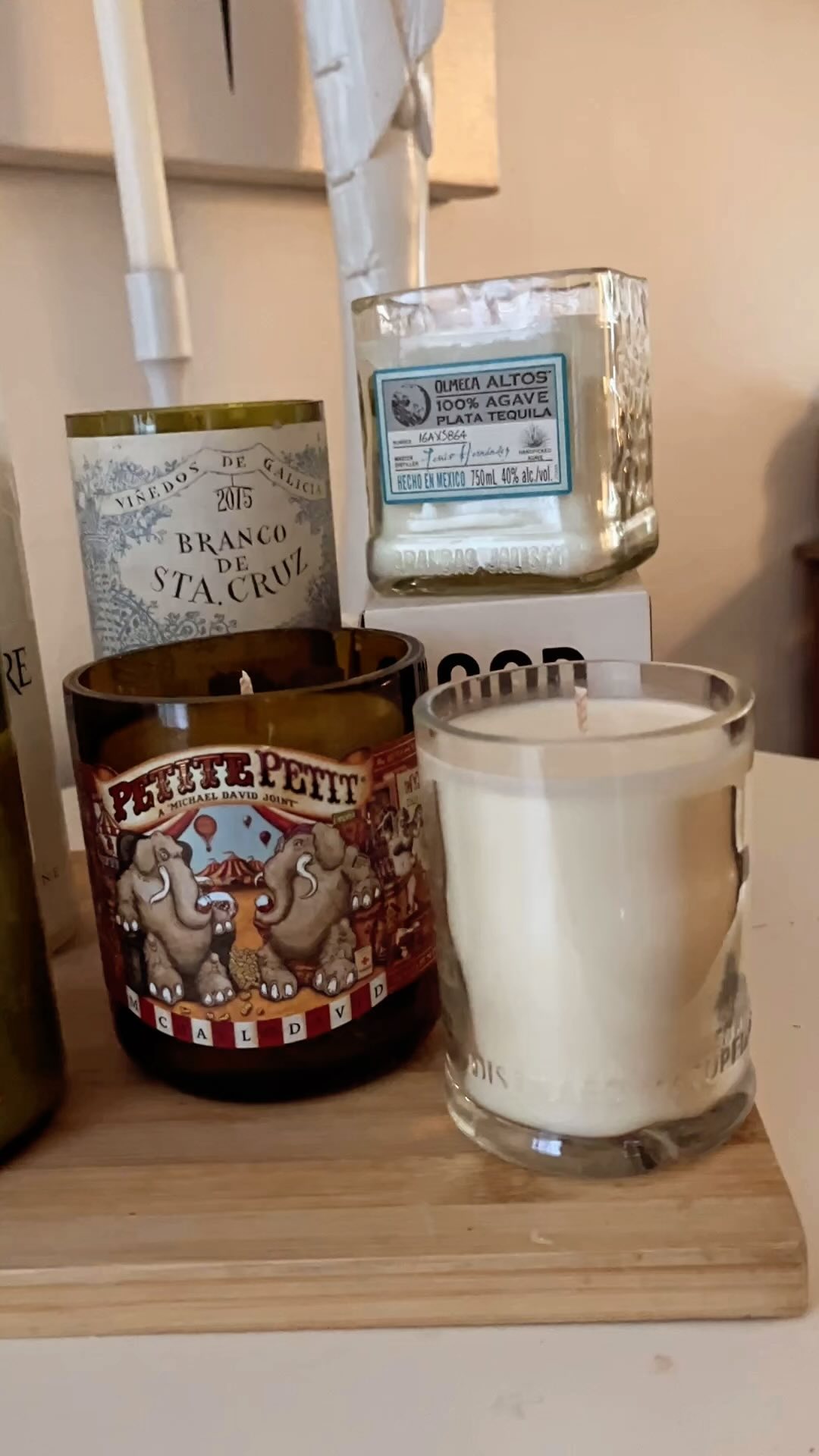 Hello October! Fresh batch of candles smelling fine I must say! Its candle season, yup candle season!
Head on over to the site to choose or message to claim any of these beauties.
#candles #create #handmadecandles #cleancandles #soywax #supportsmallbusiness #support-local #essentialoils
#viral-videos
#trendingnow #reeloftheday #candles #clean #candles #soapandhonour #handmade #reels #crystalcandles #candlesofinstagram #supportsmallbusiness #nontoxic #manifest #raiseyourvibration
#supportlocal #handmade #reels #crystalcandles #candlesofinstagram #cleanproducts #soapandhonour #essentialoils #gifts