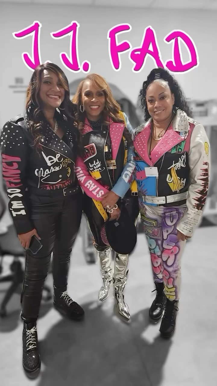 Watch @j.j.fad and dozens of your favorite hip hop legends performing at #GRAMMYSaluteHipHop50 this Sunday at 8:30 pm ET and 8:00 pm PT on @cbstv. Here’s some behind-the-scenes footage.
🎥: @beta76cc for @mediarepertoire
@j.j.fad Backstage at the 50th anniversary of hip hop Grammy Salute show! Don't miss this one y'all it's going to be EPIC!! @jessecollinsent @willsmith @mrchuckd_pe @flavorflavofficial @realdoug_e_fresh_._ @mediarepertoire @beta76cc
@dnice @yoyofearless @theladyofrage_
@c.syresmith @queenlatifah @charliemackfirstout
@wearedelasoul @recordingacademy