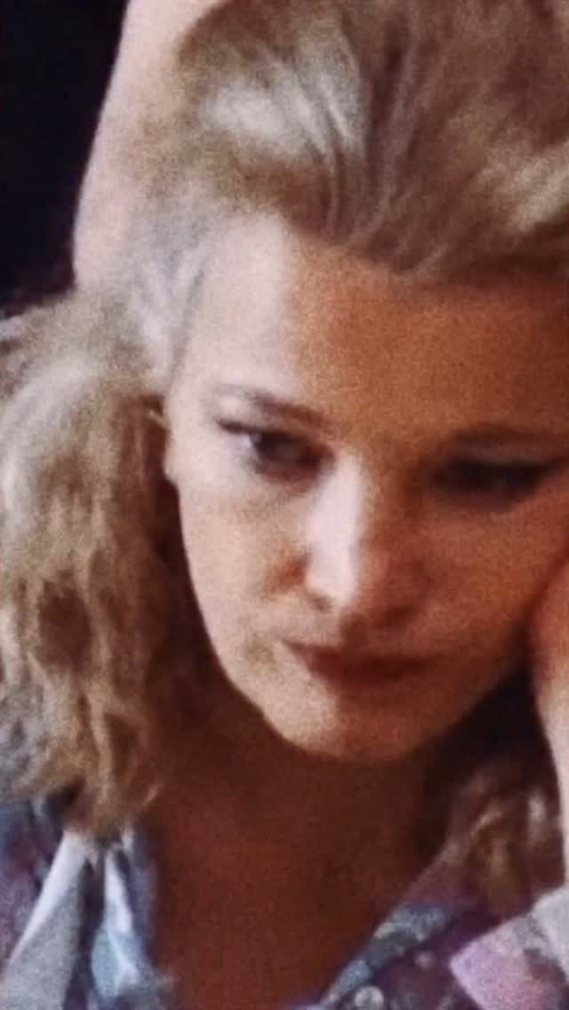 Why don’t we talk more about this?
One of the biggest lessons I’ve learned is that “ NO” is a full sentence. Boundaries are essential for us to experience sustainable health.
We talk a lot about authenticity "be yourself," "stay true," "own your story." But the truth is, society celebrates authenticity when it’s easy to digest. Be real, but not too raw, not too “ different “…
Expressing ourselves authentically is an act of self-love 💕✨
Authenticity in our lives is essential to live the life we aspire to and deserve💕
.
.
.
.
#traumahealing #traumainformedcare #authenticitymatters #womenvoices #mentalhealth #vulnerability #autoimmune #cancer #speakyourtruth #gabormaté #innerwealth #reels #explorepage #emiliemacas