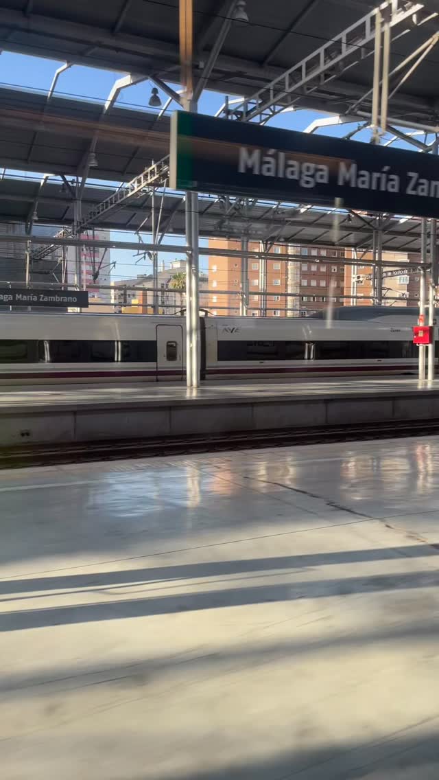 Ayer terminamos el Máster de Diseño de Sonido y Música para Medios Audiovisuales y Videojuegos en Sontic Digital School.
Me hace mucha ilusión haber podido ser parte del camino de estos nuevos profesionales que se que lo darán todo a partir de ahora, ha sido todo un lujo compartir con vosotros este Máster, gracias 🙏🏼
También agradecer a todo el equipo docente y escuela, por darlo todo y con mención especial a aquellos con los que he podido compartir asignatura 🙏🏼
@sontic_audiovisualcreatives
@hilarioabad
@magic_fennec
Gracias de corazón a tod@s y a @sontic_audiovisualcreatives por confiar en mí para esta aventura.
¡Nos vemos en los créditos! 😉
#angelmadero #musicformedia #sonticdigitalschool #GameAudio #sounddesing #musicaparaaudiovisual