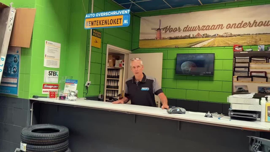 Wij zijn ook een Kentekenloket. U kunt bij ons uw voertuig laten overschrijven, schorsen of van naam veranderen. Als dat niet handig is!
#zeist #aircoservice #autobedrijf #apk #allemerken #autoreparatie #aircoonderhoud #autoonderhoud #petercortel #autopeco #peco
