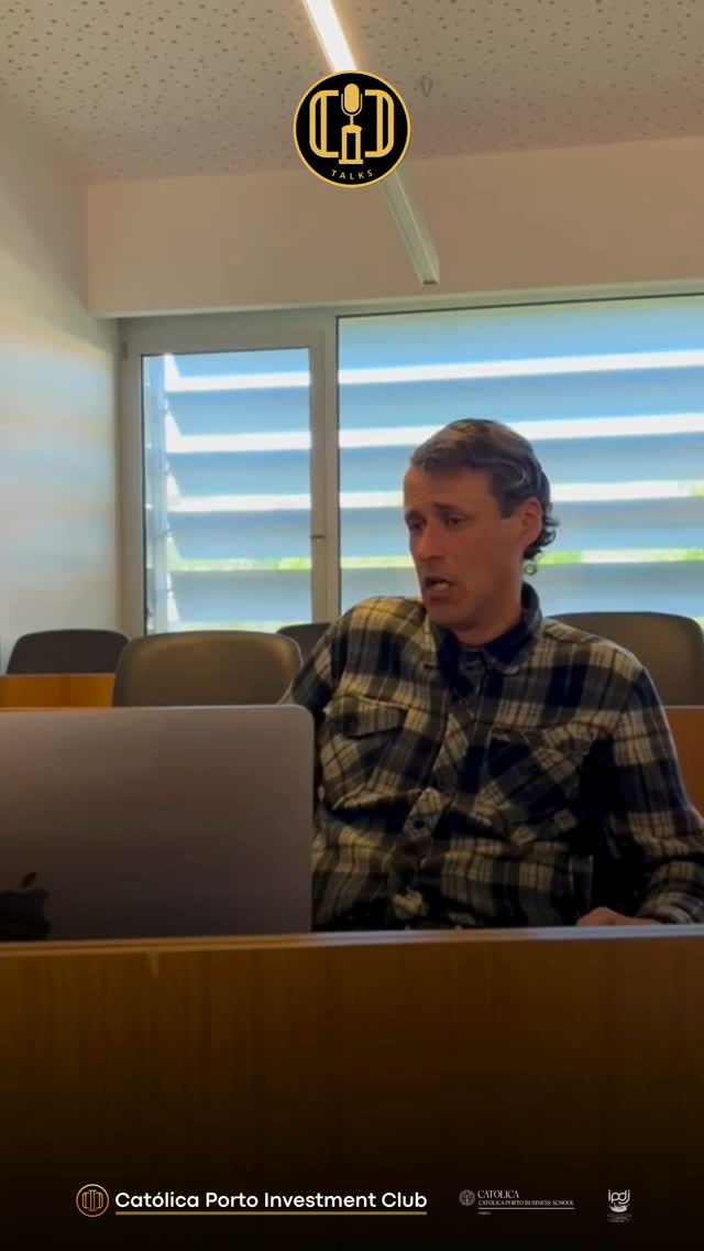 🎙️ "Qualquer dia a inteligência artificial vai ser uma ferramenta obrigatória, tal como a internet..."
Já ouviste o novo episódio do CIC Talks? 👀
Neste episódio, tocamos em dois temas muito falados atualmente:
💼 O impacto das tarifas de Trump no cenário económico global
📚 E como a inteligência artificial está a transformar o ensino — uma revolução inevitável?
Se ainda não ouviste, estás mesmo a perder uma conversa que dá que pensar.
🔗 Ouve já no Spotify, ou através do link na bio!
#CICTalks #PodcastPortuguês #InteligênciaArtificial #Educação #Trump #EconomiaGlobal #FuturoDaEducação