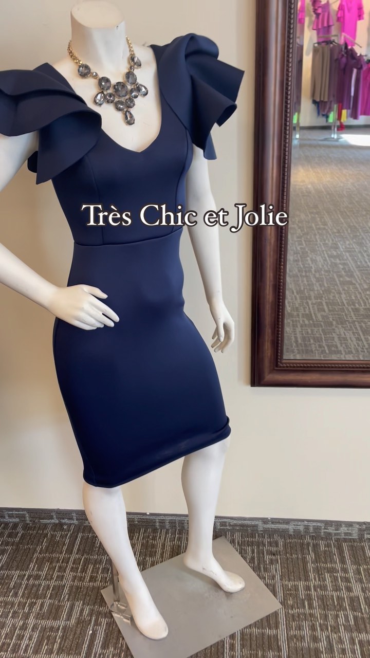 Hello Gorgeous! Turn heads in this stunning QWASHAE Boutique piece! Sizes 0-18 available! Call us at 713 436-8585 Shop online today. Link in bio! #numberone#fun#dressup#dressoftheday#navy#navydress#pearlandboutique#clothingboutique#popculture#popular#joy#fashion#fashionstyle#fashionable#fashioninspo#parisboutique#parislife#parislovers#la#losangeles