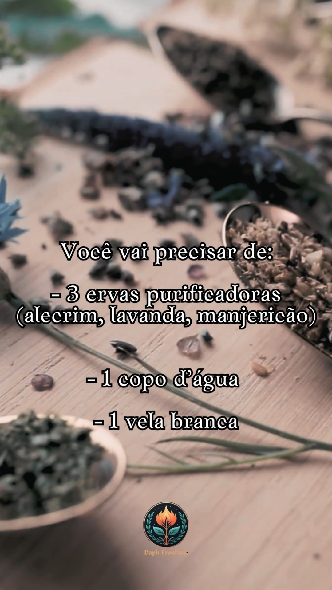 Abril está chegando, e nada melhor do que preparar sua energia para um novo ciclo. Este ritual simples de purificação ajuda a remover vibrações pesadas e atrair leveza para o mês que se inicia.
Você vai precisar de:
• Três ervas purificadoras (alecrim, lavanda e manjericão)
• Um copo d’água
• Uma vela branca
Passo a passo:
• Acenda a vela e mentalize sua intenção para abril
• Coloque as ervas na água e deixe por alguns minutos
• Passe essa água nas mãos e no rosto, visualizando qualquer energia negativa indo embora
• Se quiser, borrife um pouco dessa água na porta de casa para proteção
Agora você está pronto para entrar no novo mês com mais equilíbrio e boas vibrações.
Você já tem um ritual de renovação para o início do mês? Me conta aqui nos comentários.
Salve este post para fazer depois e envie para alguém que também precisa dessa limpeza energética.
#RitualDePurificação #EnergiaRenovada #Espiritualidade #MagiaNatural #BruxariaNatural #Benzimento #ProteçãoEspiritual #Autocuidado #LimpezaEnergética #Misticismo #EnergiaPositiva #Feitiçaria #Rituais #ForçaEspiritual #AbrilComBoasEnergias