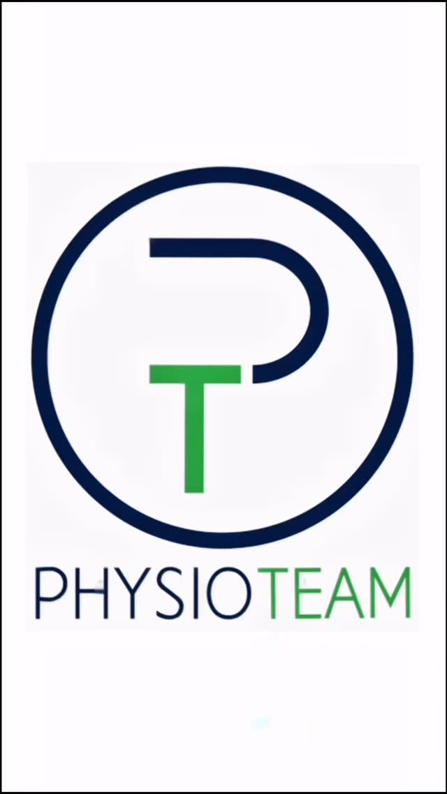 Unsere 4 liebsten Wirbelsäulenübungen für zwischendurch lassen sich ideal in den Alltag integrieren – ob im Büro, zu Hause oder zwischendurch.
Sie fördern Beweglichkeit, entlasten die Wirbelsäule und beugen Verspannungen vor – ohne viel Zeitaufwand und jeder hat das nötige Equipment in der Nähe.
Hier die Übungen in der gezeigten Reihenfolge:
1.Wall supported Spine Twist
2.Frontal Doorframe Stretch
3.Lateral Doorframe Stretch
4.Spine Flexion Stretch
#moveyourspine#physioteam#horgen#benddontbreak