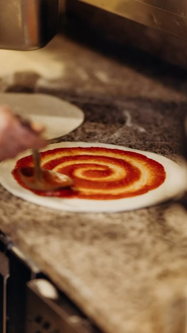 Fotoreportage des Pizzabäckers der Zittauer Hütte Jonsdorf