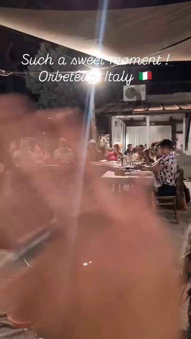 Kauatello Fest ✨
I was so honored to be apart of Edo and Raquel’s wedding music fest in Orbetello, Italy!
As a songwriter and performer, it melted my heart to see people lifting there hands and swaying to my song “How You Know” 🫶✨❤️
Everyone brought so much love, this is my favorite gig I’ve played this year!