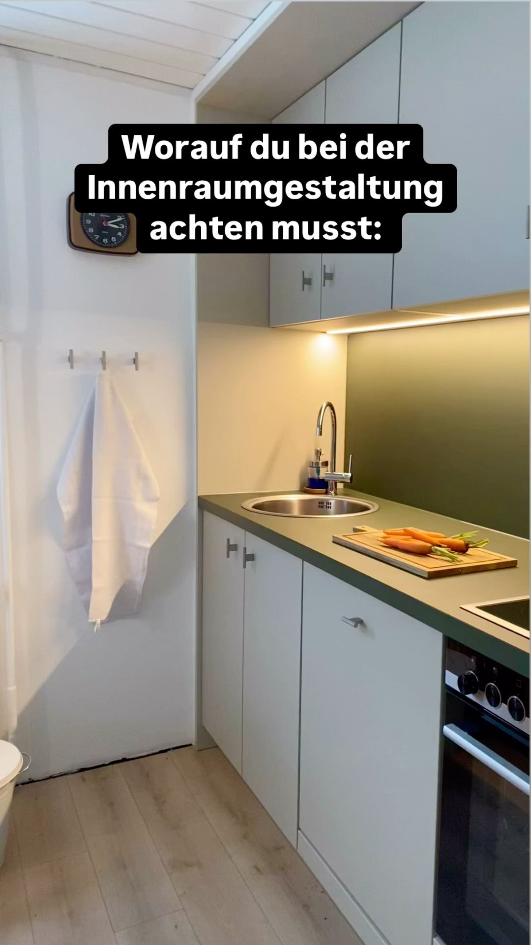 Die Details sind das wichtigste!
Anstatt irgendwelche Haken für die Handtücher zu nehmen, sind es hier die Möbelgriffe, die auch an den Möbeln verbaut sind.💡😎
#interior #design #details #inneneinrichtung #innenarchitektur #wohnen #sanieren