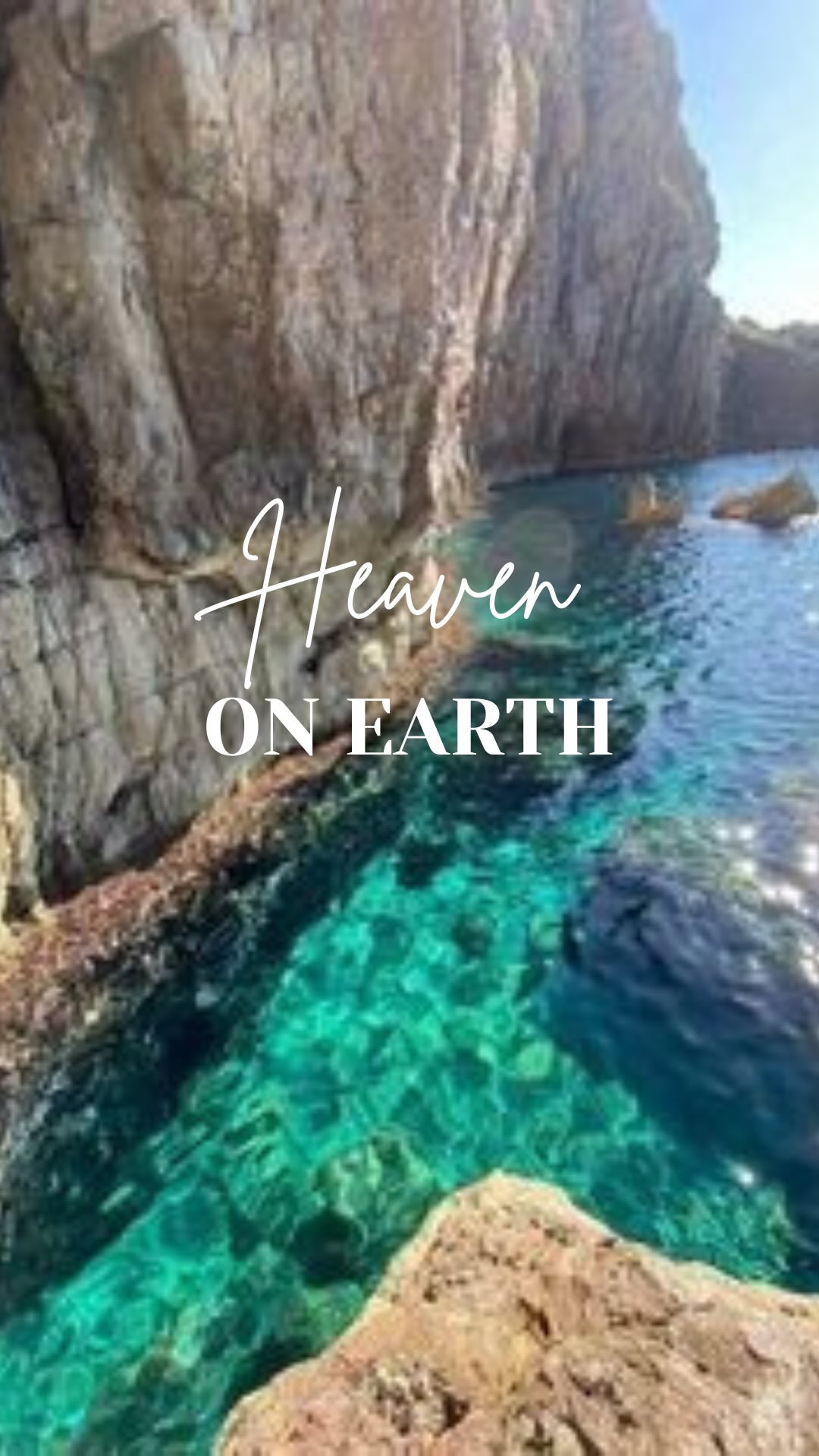 🇹🇳🌟 From stunning beaches to breathtaking deserts, Tunisia is waiting for you to explore its beauty. Pack your bags and embark on an unforgettable journey!
.
If you enjoy this content, follow us and give it a like! 👍✨
.
#tunisia #heavenonearth #travel #explore #wanderlust #adventure #discover