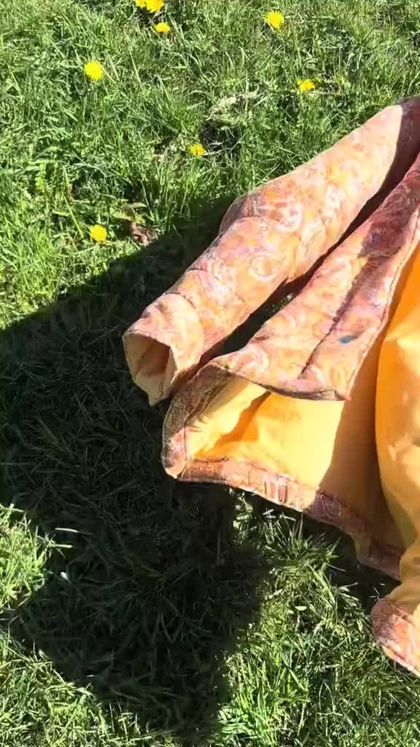 Small one-of-a-kind spring drop coming tomorrow on my website 🌷🌷🌷
Lace dresses and a top, quilted jacket, and more!
#oneofakind #handmade #springfashion