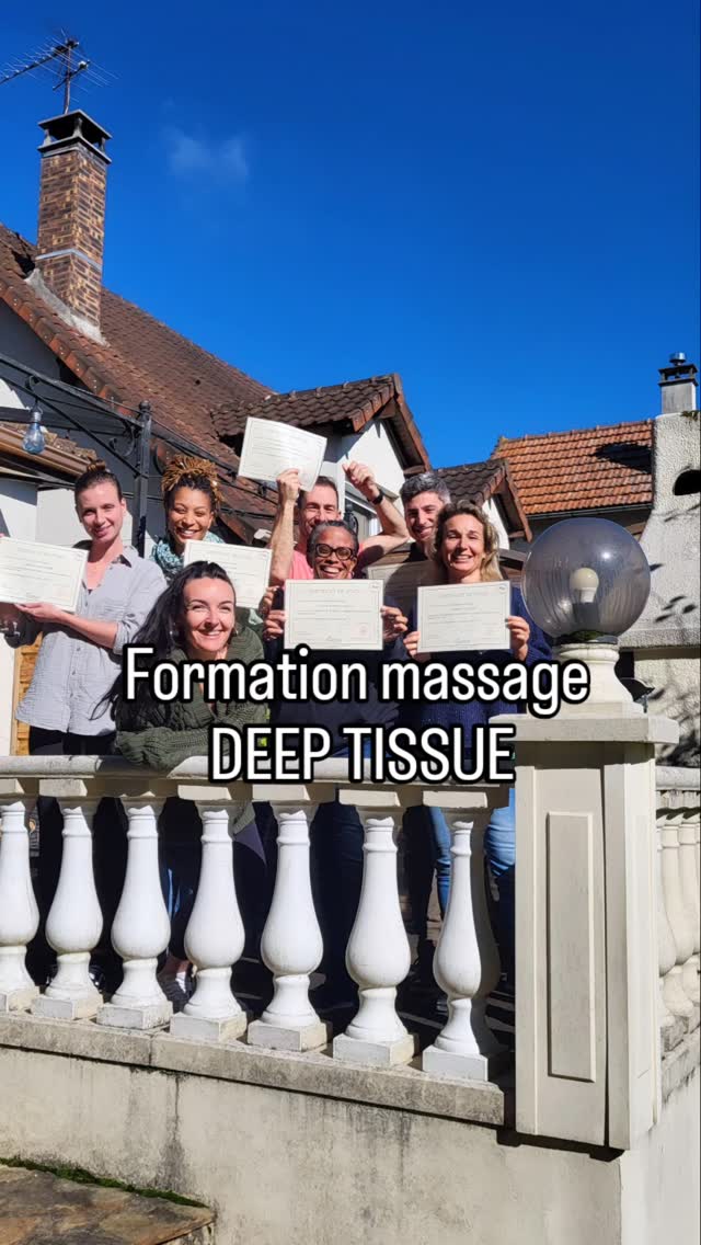 Un immense bravo à mes élèves pour leur engagement et leur belle progression ! Vous avez formé un groupe incroyable avec une ambiance chaleureuse et une vraie envie d'apprendre. 🌟
C’est dans ces moments que je me souviens pourquoi j’aime autant mon métier 🥰
Voir vos compétences évoluer au fil des sessions et savoir que vous allez pouvoir offrir des soins de qualité à vos futurs clients, c'est ma plus grande satisfaction. 🙌
Merci à tous pour votre bonne humeur et votre implication 🙏🙏🙏
Ce n'est que le début de vos aventures dans le monde du massage Deep Tissue !
✨ Restez connectés, les dates des prochaines formations en 2025 seront bientôt annoncées ! ✨
#DeepTissue #FormationMassage #PassionPourLeMassage #JadoreMonMétier #MassageDeepTissue #Formation2025