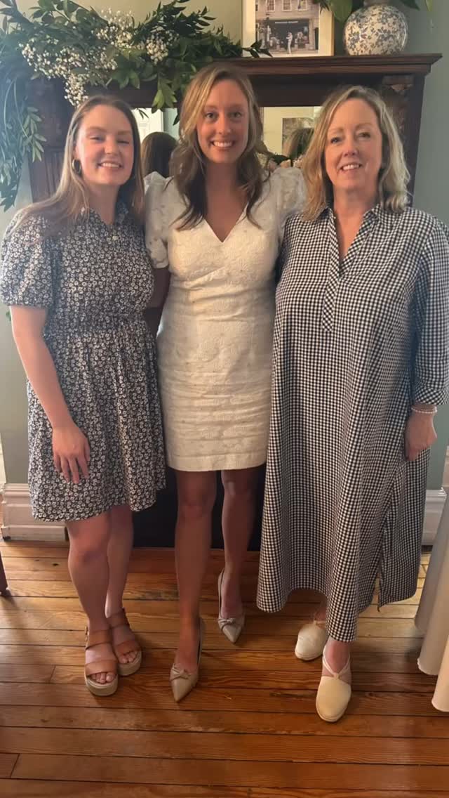 Such a special day celebrating the bride to be with an afternoon tea 🫖
Thank you to everyone who came out to celebrate my daughter Alex.
The Tea Trolley was the perfect space to celebrate the bride to be. The food was delicious, the tea was perfect, and those scones were so, so good!
And thank you to those of you who shopped with us at The Nest early in the day so we could close to celebrate.
#teatrolleydeltapa
#afternoonteaparty
#bridetobe2025