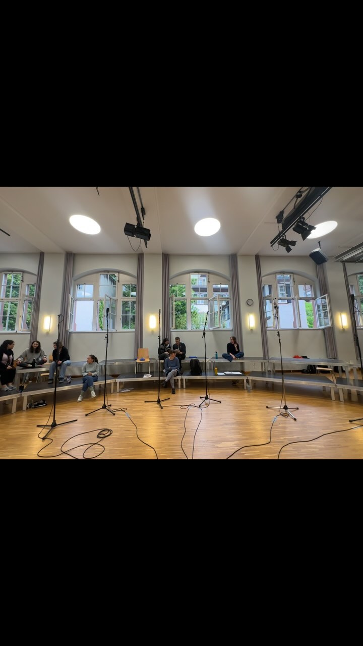 Wir sind total glücklich nach einem Wochenende gefüllt mit Chormusik. #aufnahmen #staytuned 🎤🎶