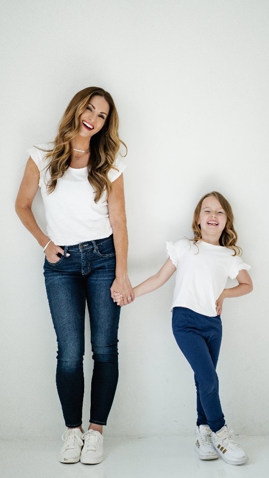 ✨ Cheers to the New Year! ✨
I've been reflecting on words of the year to set the tone and get my mindset aligned, and one keeps resonating deeply: SYNERGY. 🌟
It's all about collaboration, connection, and creating a Pathway to something greater together. Whether it's in business, family, or community, synergy reminds me that we thrive when we lift each other up.
What’s your word for 2025? Drop it in the comments—let’s start the year strong! 💬👇
#NewYearMindset #WordOfTheYear #Synergy #Collaboration #2025Goals #CheersToGrowth