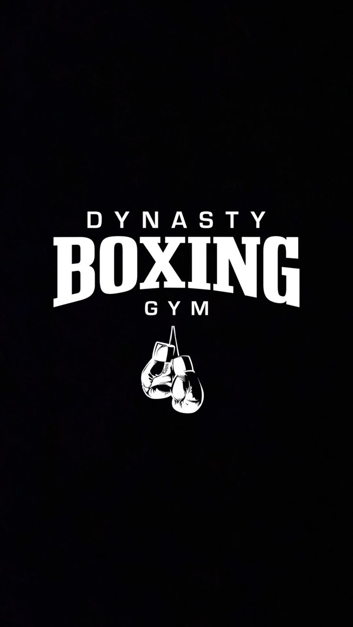 🥊💥 Stolz darauf, das Logo für @dynasty_boxing_gym gestaltet zu haben! Von Visitenkarten über Durchschreibsätze bis hin zu Stempel - wir haben das volle Paket geliefert! 💼👊 Wenn Sie auf der Suche nach professionellem Design und Drucklösungen sind, sind wir Ihr Team! Kontaktieren Sie uns noch heute für Ihre individuellen Anforderungen. 💪🔥 #logogestaltung #drucksachen #geschäftsausstattung #badoeynhausen #bünde #löhne #minden #portawestfalica #herford