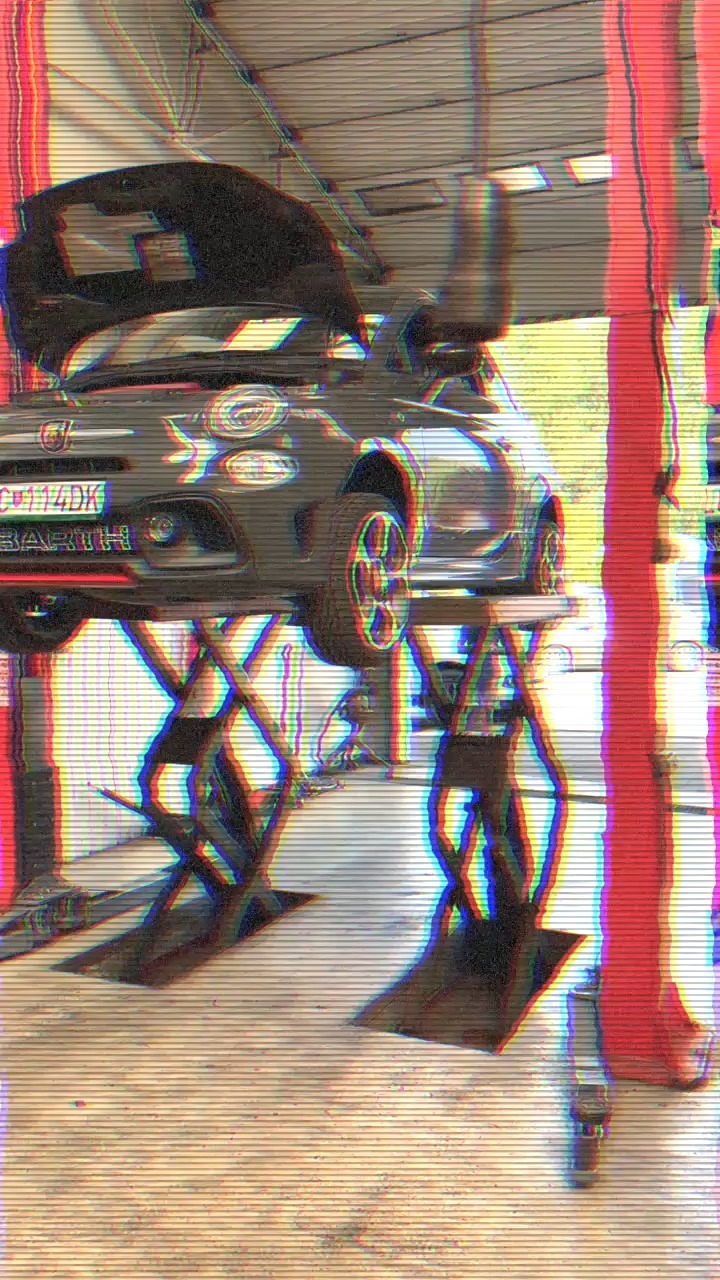 V krátkych videách vám odhaľujeme, čo sa deje s vašim vozidlom, ak ho pristavíte na sezónnu kontrolu do autorizovaného servisu. Epizóda IV.: Kontrola oleja a akumulátora 🚗🔧✨ #AutosportSzilagyi #FIAT #ABARTH