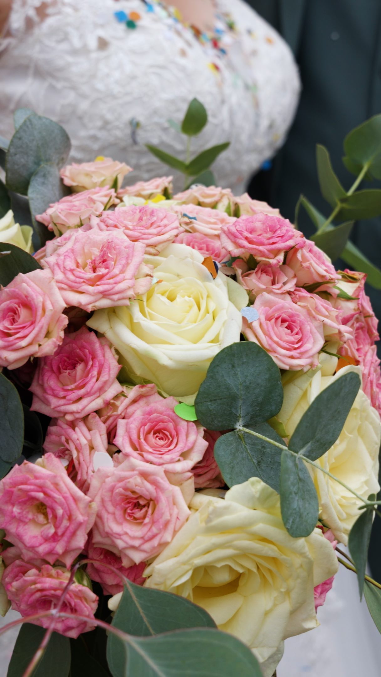 Clap de fin pour la mariage de @solusial et Ludovic ! 🎬
Ils ont accueillis leurs familles et invités dans le très beau Manoir de Fourcy à Corbehem 🏯
J’ai toujours un pincement au coeur quand je quitte mes nouveaux mariés, car de vrais liens se sont créés entre nous. Faire son travail dans la joie, la bonne humeur et la sympathie, est la clé qui me permet de créer des beaux instants avec vous 🤩
Wedding planner AS Wedding style sur FB
Photographe @stylegphotographie
Make-up @les.douceursdines
Coiffure Hair’divine sur FB
Robe @morellemariage
Costume @devianne.mode
#futurmariee #mariage #wedding #weddingdress #weddingday #weddinginspiration #robedemariee