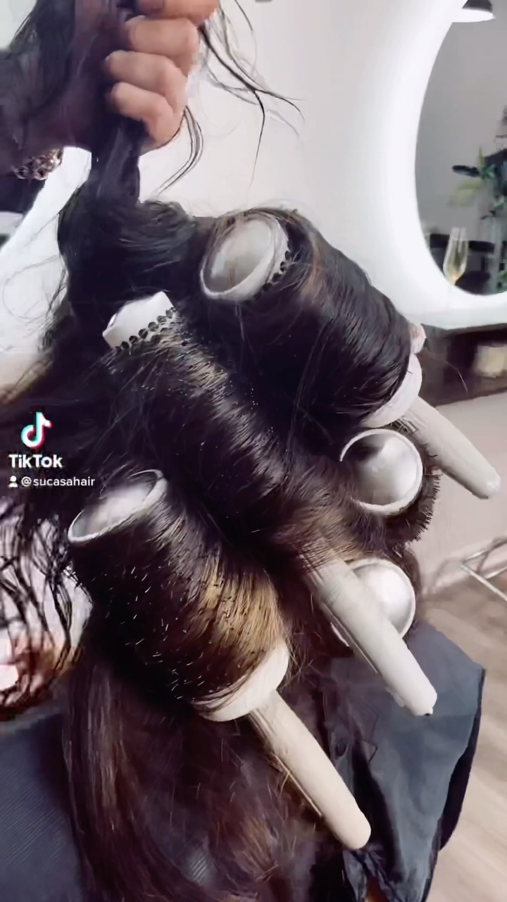 A Hairdressers life 👏😂
*
^
*
#hair #sotrue #funny #hairstyle #hairstyles #hairstylist #haircolour #hairdresser #hairgoals #hairfashion #hairoftheday #hairsalon #hairofinstagram #hairinspo #hairstyling #hairinspiration #hairporn #love #haircolourist #hairdresser #sucasahairartistry #sucasahair #adamstown #newcastlensw