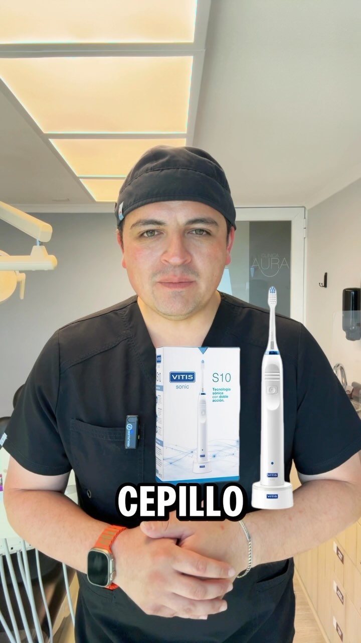 🎉 Concurso “Sonríe con Vitis y Gana un Cepillo Eléctrico” 🎉
¡Es nuestro premio más grande hasta ahora! 😱💥
¿Quieres un cepillo eléctrico Vitis y una sonrisa impecable? ¡Participar es facilísimo! Sigue estos pasos para que seas tú quien lo gane y sonrías como nunca 😁✨:
1. Síguenos en Instagram @dr_alfredo.carrillo y a @vitischile .
2. Etiqueta a 3 amigos en los comentarios que también quieran una sonrisa perfecta y menciona por qué ganar este cepillo eléctrico mejoraría tu cuidado dental 🦷. ¡Cada grupo de amigos etiquetados cuenta como una posibilidad de ganar! (Comenta las veces que quieras mientras etiquetes amigos diferentes cada vez).
3. Comparte esta publicación en tus historias y no olvides etiquetarnos para que podamos verlo.
🗓️ Fecha del sorteo: 19/11/2024. ¡Mientras más participes, más oportunidades tienes de ganar!”
#ConcursoDental #SonríeConVitis #CuidaTuSonrisa #SorteoVitis #SaludDental #CuidadoBucal #HigieneOral #DentistaRecomienda #SonrisaPerfecta #CuidadoPersonal #GanaConVitis #CepilloElectrico #SonrisaSaludable #SaludYBelleza #DentistasDeChile