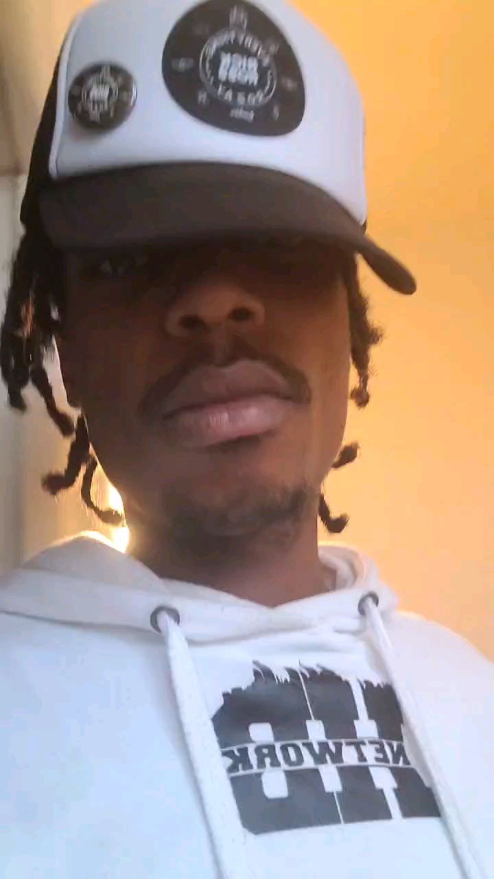 I was born to get cake #keeppushing