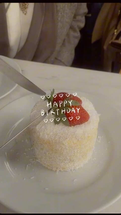 THANKYOU‼️
To everyone who has crossed and joined my life so far -good and very good 😎
Especially to all the wonderful young people who have been teaching me how to chillax more. Sude&Marwa I am very touched by your loyalty and smartness your intentions and loving spirit‼️ Thank you for showing me how to „Reely“ catch up on the madness called todays’ digital Zeitgeist but allowing me to „teach“ you the essence of my belief-system.
I am getting to where I always wanted to be-come ❤️
#myladies#gemini#zodiac#cancer#zemra#zemzem#atelier#02.06.XXXX#Zürich#Istanbul#konstanz