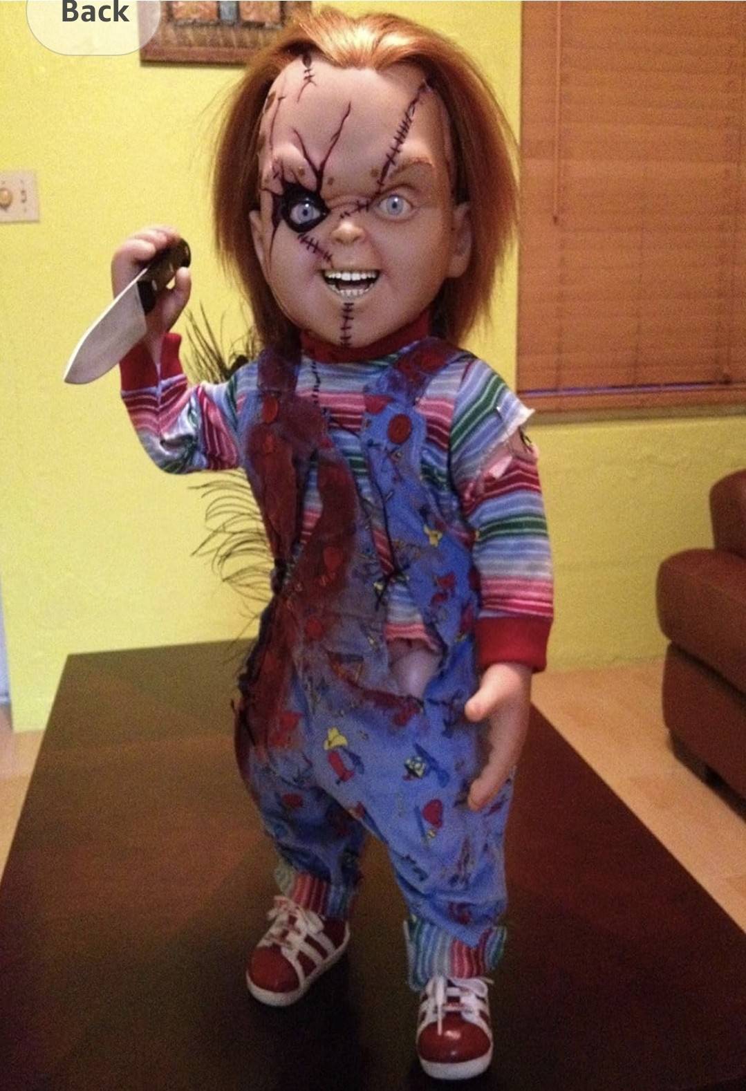 Just finished Chucky! He's 3ft, hand drawn, painted, cut & ready for the front yard or your front yard! He'll go well with Pennywise & Jack!
#chucky #chuckydoll #chuckyseries #halloweendecor #halloween #halloweenmakeup #yard #lasvegas #vegas #holidaydecor #homedecor #holidaydecorating #creepy #scary #scaryhalloween #art #artist #fyp #handmade #diycrafts #diy
