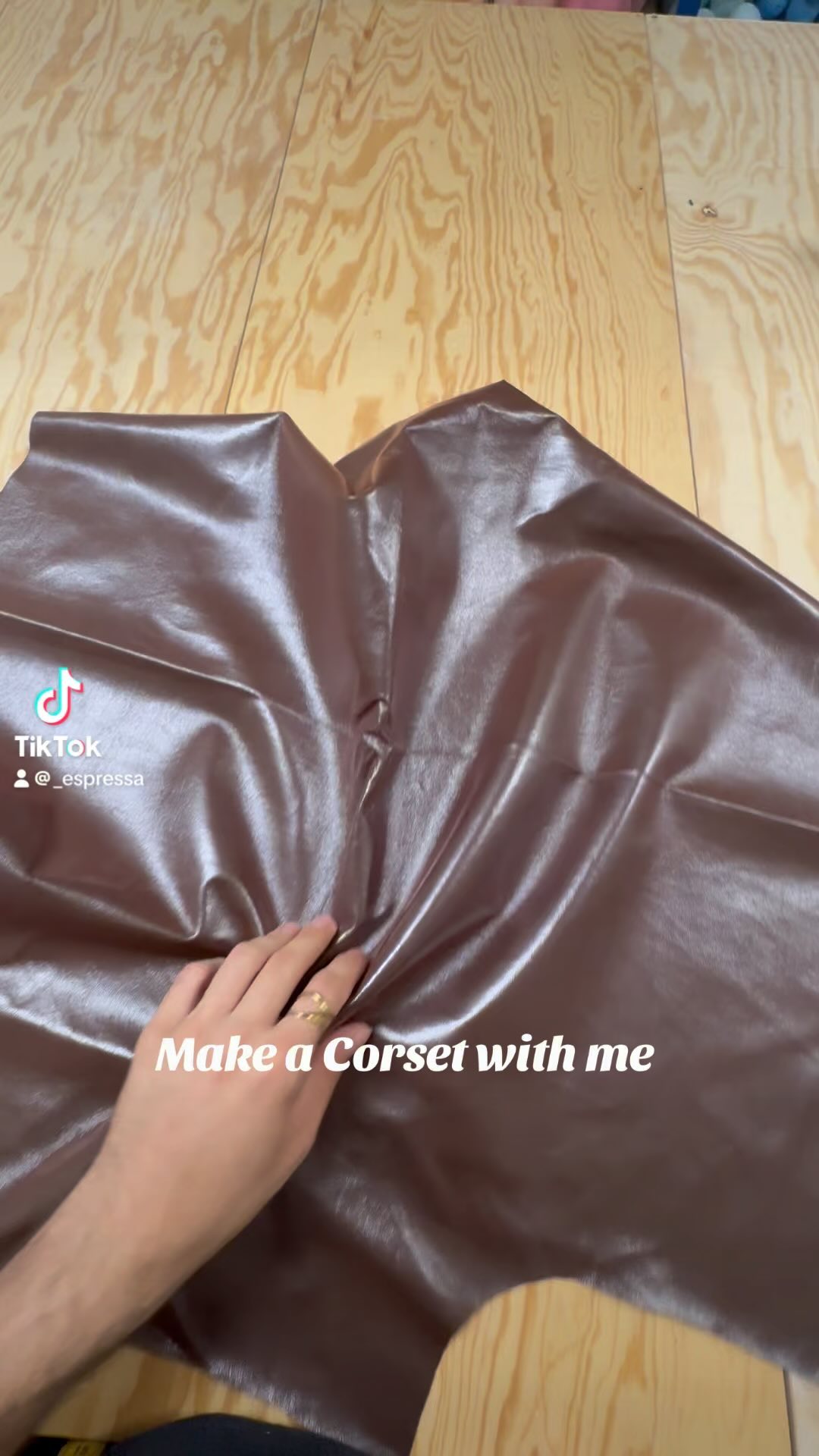 Something I love to do, is to remake old projects in different fabrics, textures, … to see if I can push it further
This time, I am redoing a Victorian Corselet, in fake leather because I would like to integrate an removable skirt into the design.
As a artists, I really believe that creating new stuff is good, but sometimes we really need to step back, and think again of old projects we already did, to see if we went to the end of our idea, or if we can still push it a bit more
Anyway,
Here’s a bit of my creative process as a costume designer !
Hope you like this king of content
I see you later for part2, with the final corset
#dragcostume #costumedesigner #costumedesign #sewing