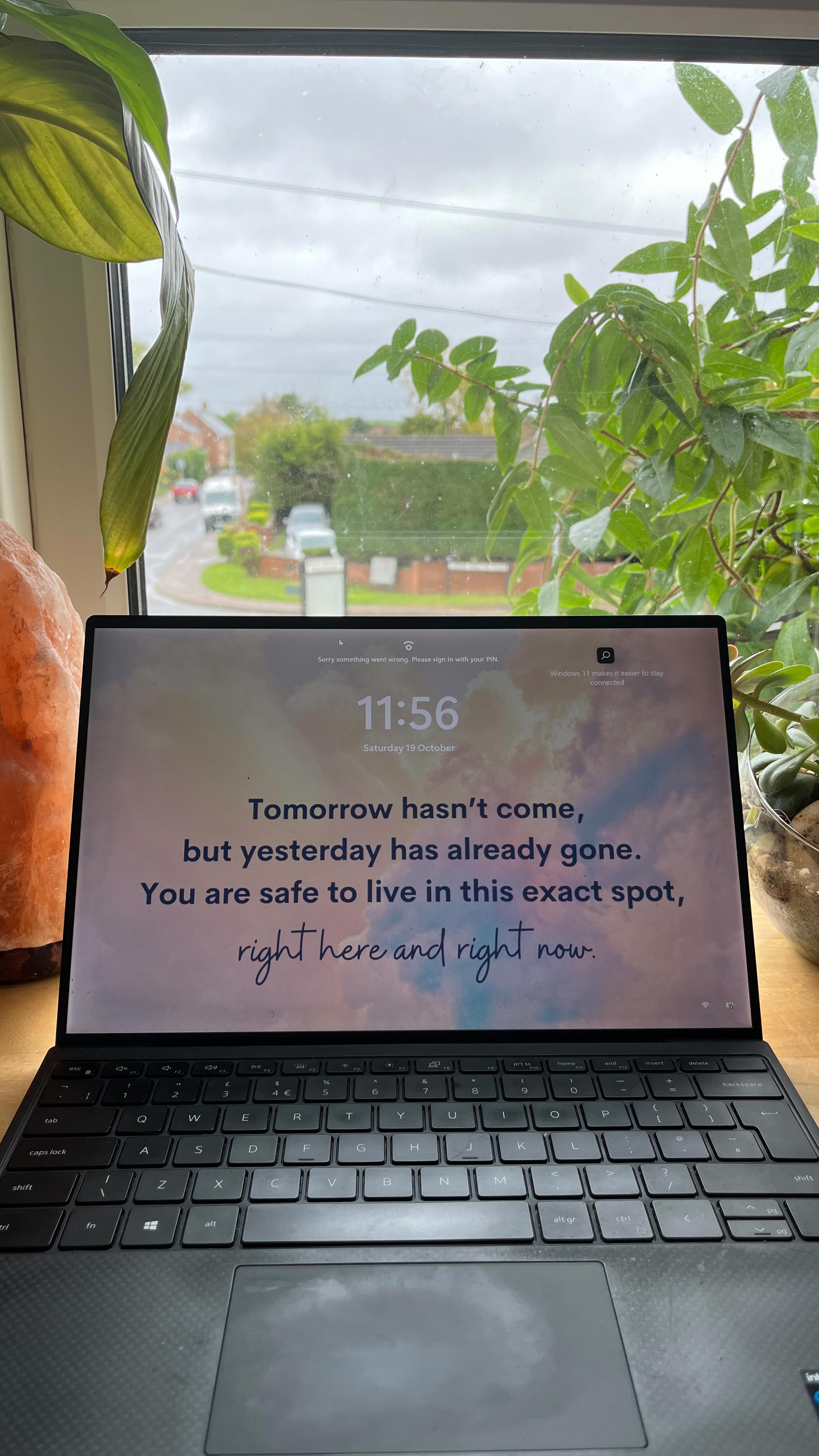 Breathe in and breathe out 🧘♀️
#taketimetobreathe #mindsetreset #businessowner #spirituality #holistic #wellness #mindbodysoul #youvegotthis #femaleentrepreneurs #spiritualgirls