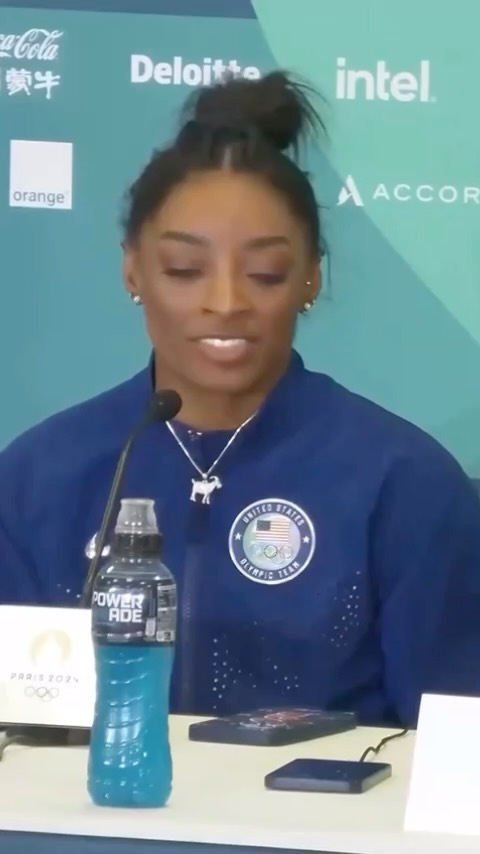 Simone Billes “hace 3 años no habría pensado en volver a subirme a un tapiz por todo lo que secedió…trabajé muy duro mentalmente y físicamente”
Vídeo: teledeportertve
#psicología #deporte #psicologíadeportiva #psicólogo #psicólogodeportivo #JJOO #Paris2024 #simonebilles #gimnasiaartística #goat #rendimiento #saludmental #gimnasia #oro #simone #billes